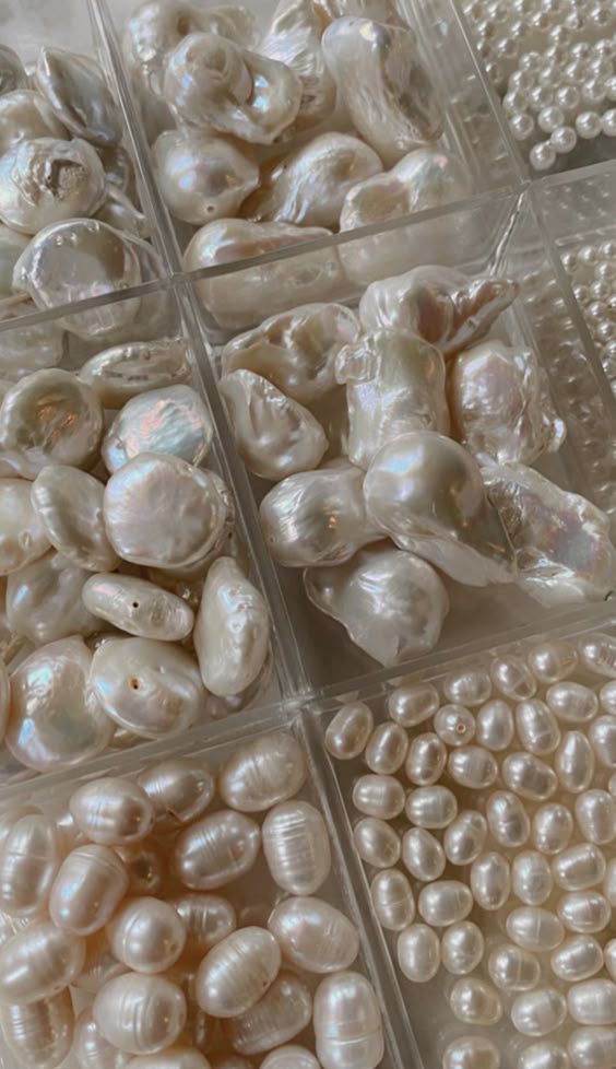 Freshwater Pearls vs. Natural Pearls: Everything You Need to Know