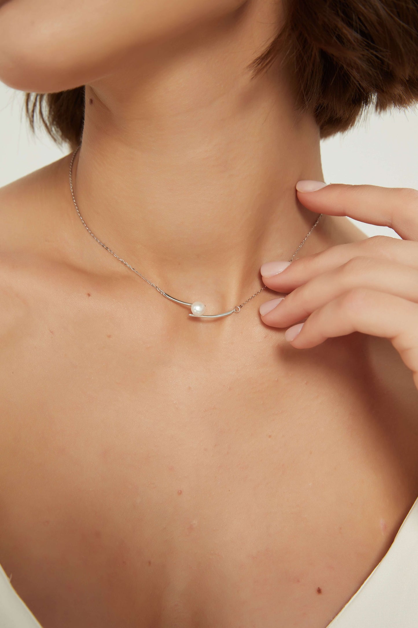 Luna necklace - VEYANA